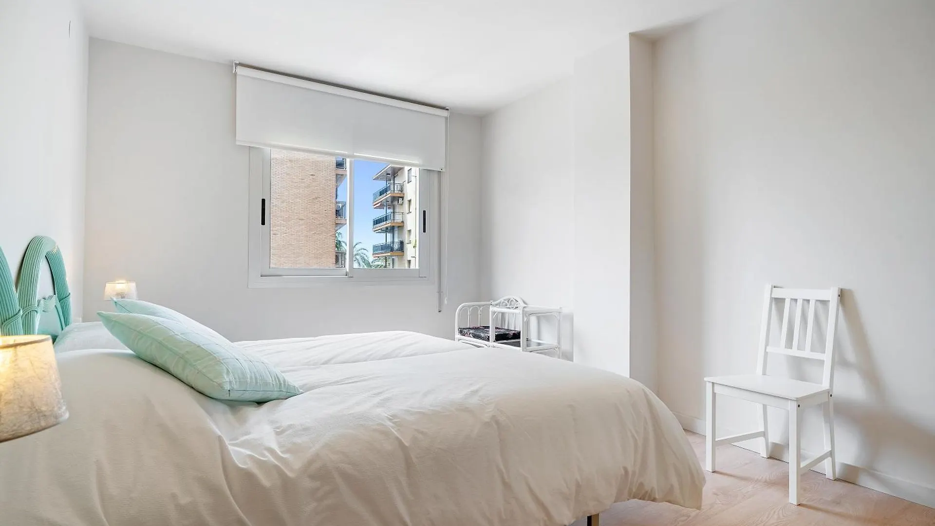 Luxury Apartment With Sea View And Parking Σαλού