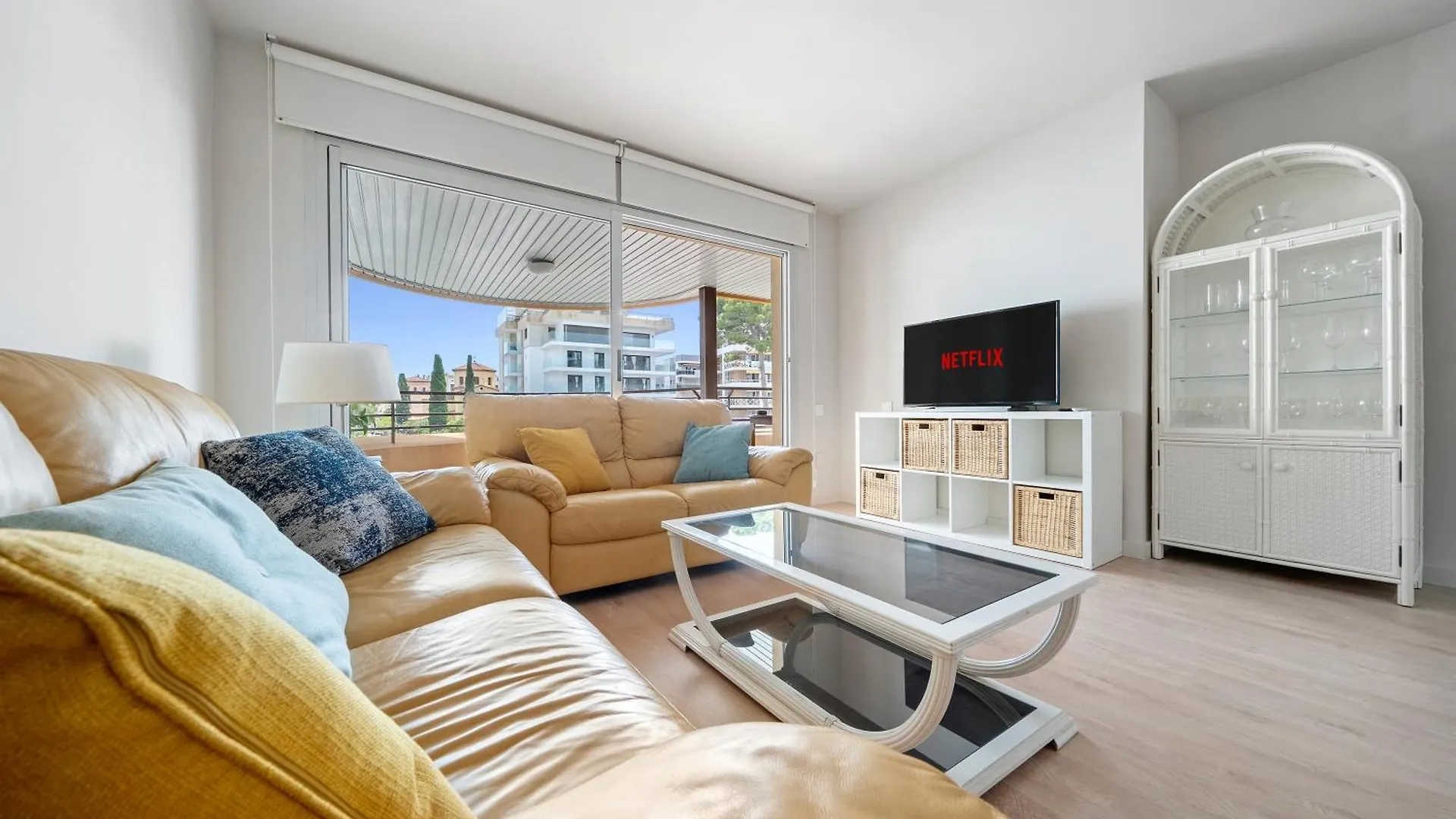 Luxury Apartment With Sea View And Parking Σαλού Ισπανία