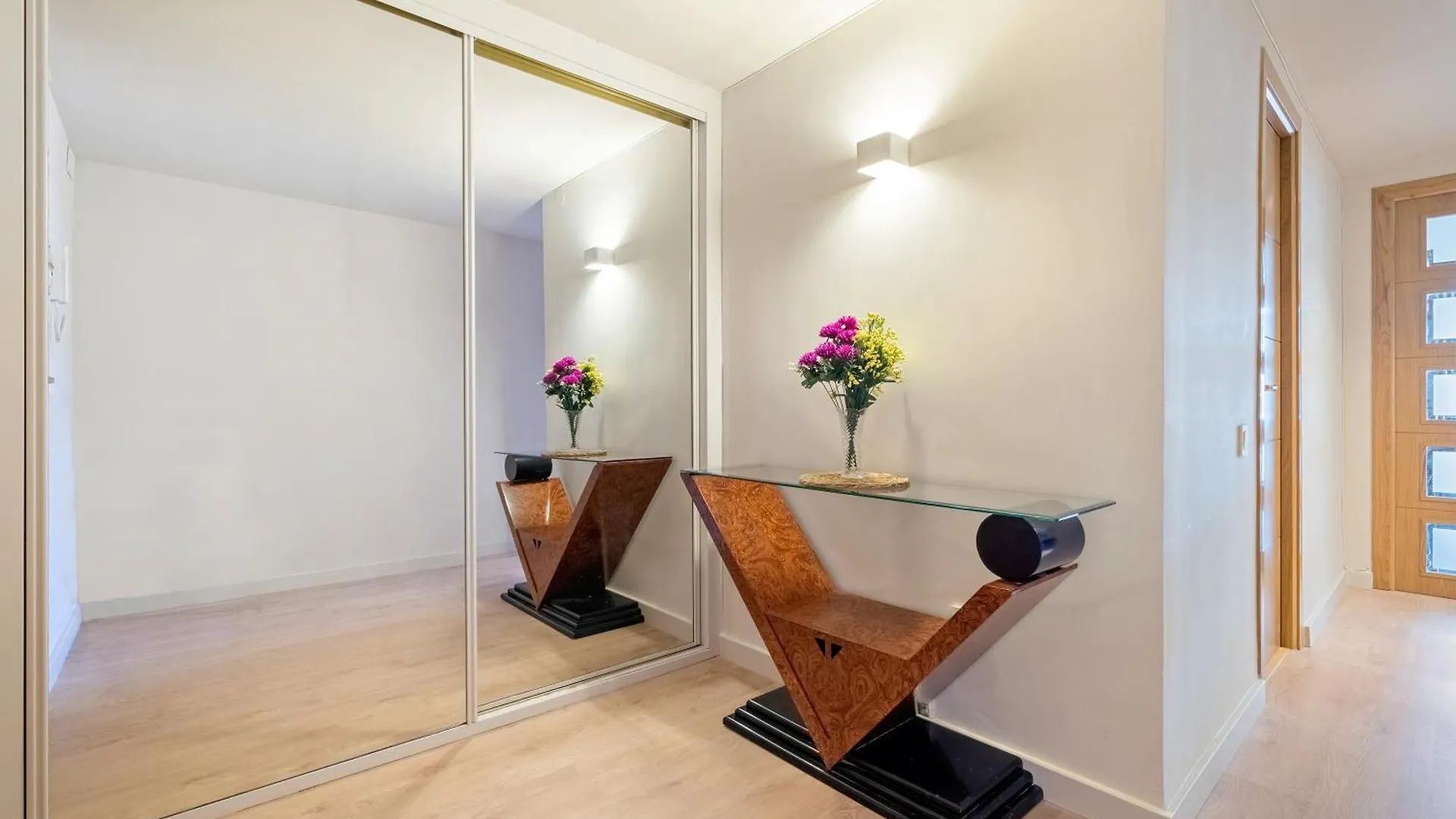 Luxury Apartment With Sea View And Parking Salou