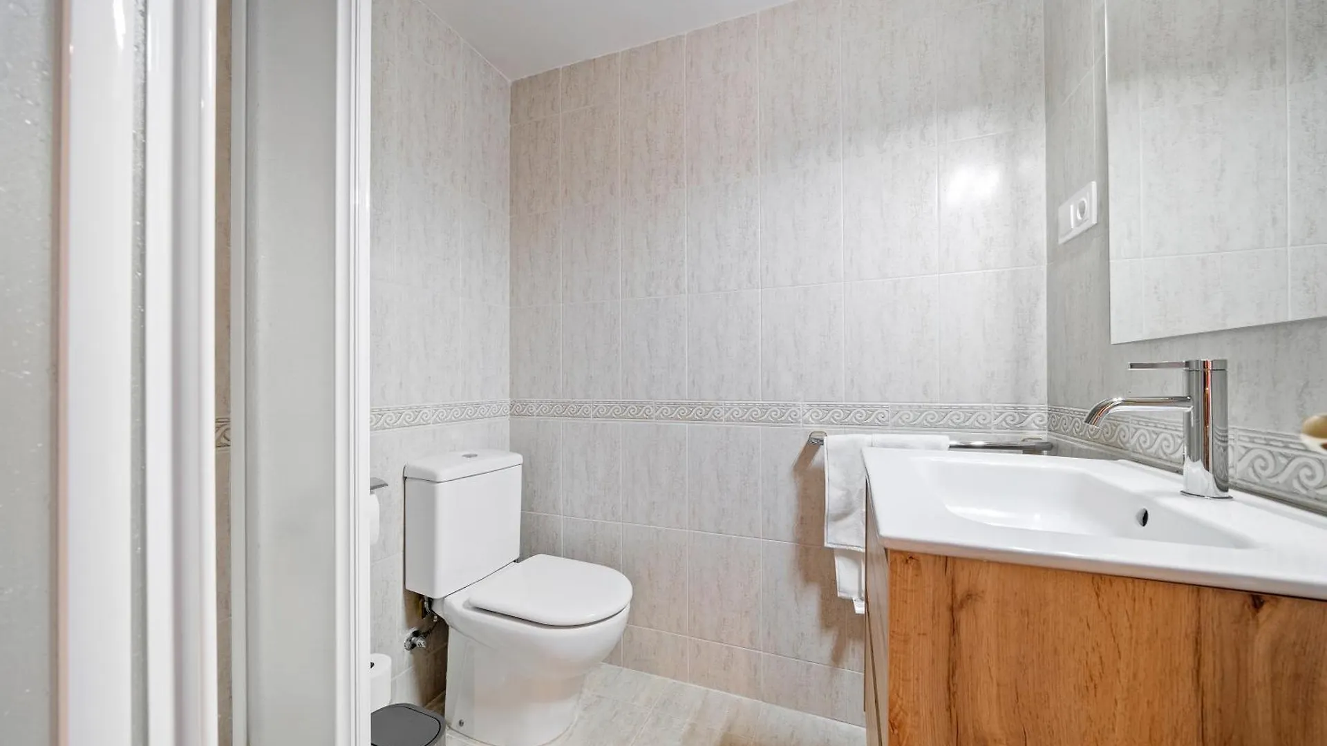 Luxury Apartment With Sea View And Parking Salou